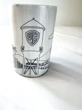 Warner Bros.  RARE Collector’s Item! Warner Bros. Studio Tour Hollywood Mug 2018